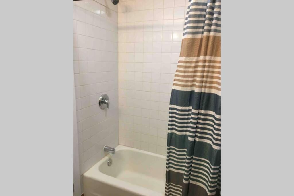 Just Like Being At Home- Newly Renovated Unit North Troy Экстерьер фото