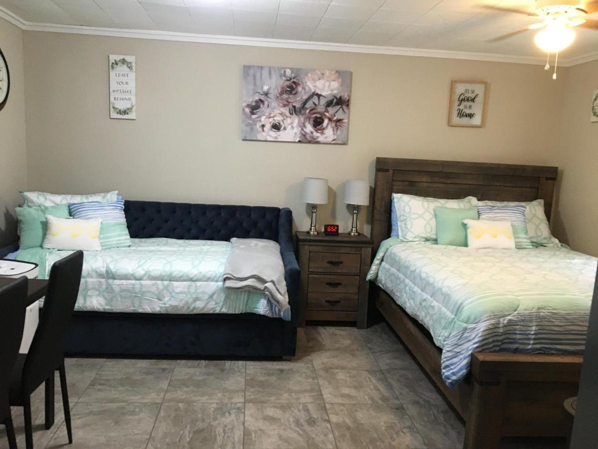 Just Like Being At Home- Newly Renovated Unit North Troy Экстерьер фото