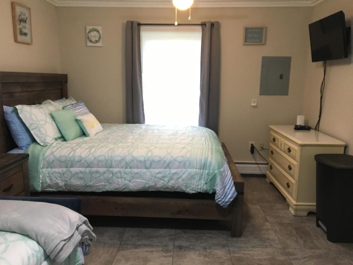 Just Like Being At Home- Newly Renovated Unit North Troy Экстерьер фото