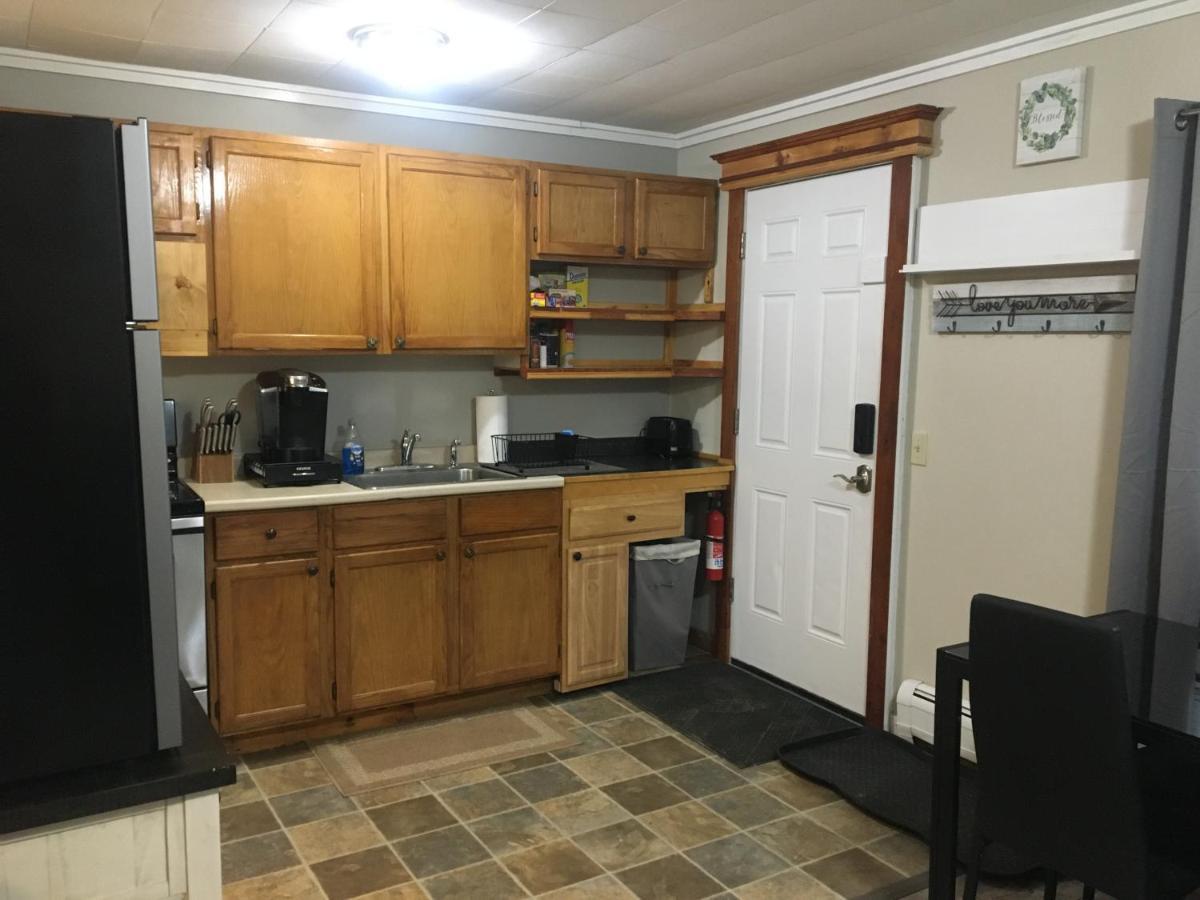 Just Like Being At Home- Newly Renovated Unit North Troy Экстерьер фото